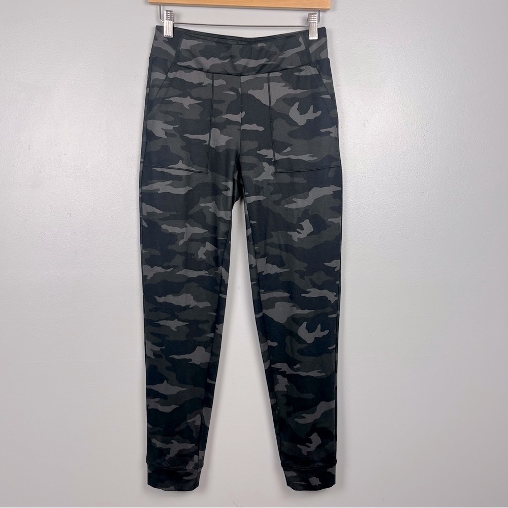 Athleta Girl camo Powervita Printed jogger pants, XL/14.